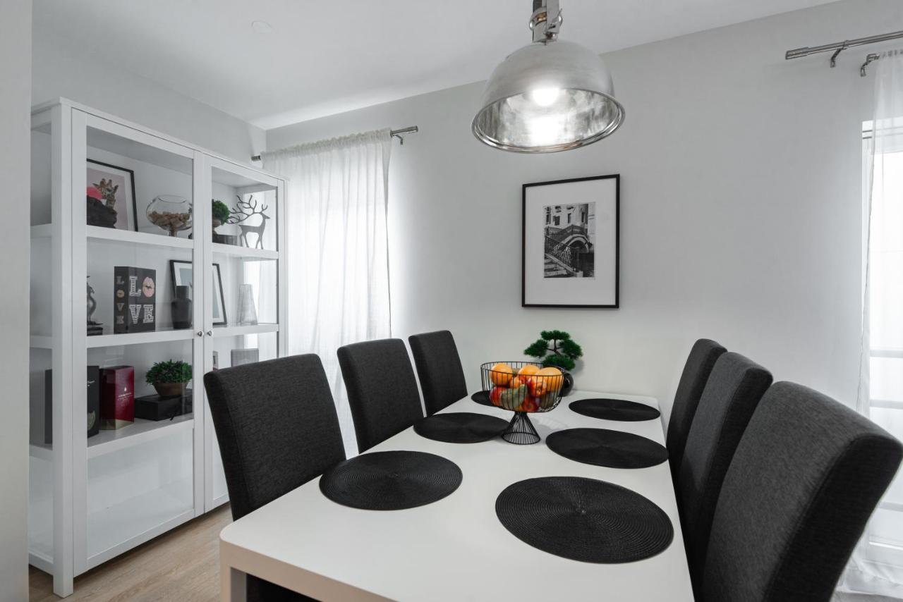 Airhome - Black&White Reval Esterno foto